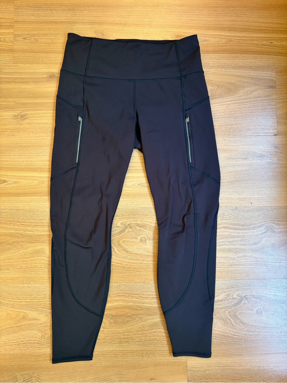 Athleta Ranier tights/leggings medium